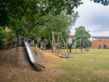 Children’s playground. Hanworth, Bracknell, Berkshire UK - Photo Walk UK